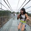 VIDEO YouTube - Cina, ponte di vetro a 180 metri di altezza 4