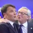 VIDEO Juncker dà a Renzi pacca sulla spalla: ha bevuto?