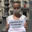 Giorgia Meloni imbavagliata: "No censura"