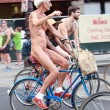 Philadelphia, Naked Bike: migliaia nudi in bicicletta8