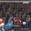 Manuel Neuer, miracolo e papera contro l'Arsenal (2)