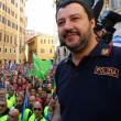 Salvini con divisa Polizia Leva torni obbligatoria 7