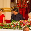 Kate Middleton in rosso: gioielli e diadema famiglia reale4