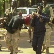 Mali, strage nell’hotel: 19 morti, uccisi due terroristi 08