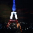 Celine Dion canta Edith Piaf: omaggio a vittime Parigi3