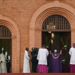 Papa Francesco apre in Africa prima porta santa del Giubileo12