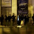 YOUTUBE Testimone Bataclan: "Terroristi sparavano su folla"