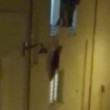 YOUTUBE - Attentati Parigi: donna incinta appesa al balcone01