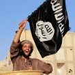 Isis, il tesoro dei terroristi: solo in Italia 32 milioni...