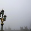Nebbia "cancella" Londra: voli a terra e disagi8