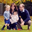 Kate Middleton, William, George e Charlotte: FOTO di Natale