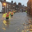 Maltempo, inondazioni in Inghilterra: centinaia di evacuati 02