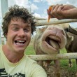 Alex, il professionista dei selfie con animali2