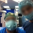 Campania, brutto vizio sala operatoria, selfie con sangue8