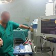 Campania, brutto vizio sala operatoria, selfie con sangue4