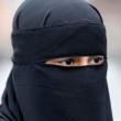 Lombardia, burqa e niqab vietati negli ospedali