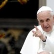 Papa Francesco: "Aids e preservativo? Problema piccolo..."