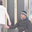 Londra: coppia rom si fa 1000 euro di elemosina a settimana