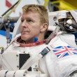 Astronauta Tim Peake passeggia nello spazio3