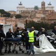 Circo Massimo, morto in scooter: incidente con pirata strada