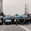 Ilva, ancora proteste a Genova: blindati fermano corteo16