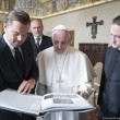 Leo DiCaprio saluta Papa in italiano: "Grazie per l'udienza"01