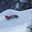YOUTUBE Max Verstappen guida la Red Bull su neve con catene3