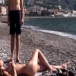Sarah Altobello, la Belen pugliese nuda sulla spiaggia3