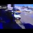 YOUTUBE Iraq, kamikaze si fa esplodere in auto2