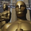YOUTUBE Leonardo DiCaprio vince Oscar, la sua reazione 07