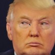 Donald Trump, scompiglia suoi capelli con la tromba4
