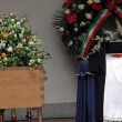 Funerale Umberto Eco, folla al Castello Sforzesco FOTO-VIDEO