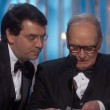 YOUTUBE Ennio Morricone vince Oscar: "Grazie a mia moglie"