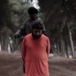 Isis, video-choc con bambino-boia che sgozza prigioniero