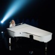 Elton John e Lady Gaga, concerto: lei poi canta a Oscar 3