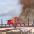 YOUTUBE Bus esplode su ponte a Londra. Panico, ma era film 01