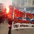Milano, studenti Statale in corteo: "Aggrediti dai fascisti"01