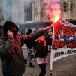 Milano, studenti Statale in corteo: "Aggrediti dai fascisti"02