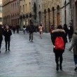 YOUTUBE Siena: corre nudo in centro e a piazza del Campo2