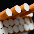 Sigarette a 10 euro, idea francese per far smettere di fumare