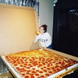Pizza domicilio gigantesca per 16 persone4