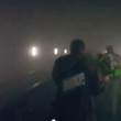 YOUTUBE Bruxelles, evacuazione al buio da metro di Maelbeek