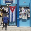 Obama-Castro: stretta di mano a L'Avana (FOTO-DIRETTA)