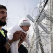 Migranti, Ue stanzia 700 milioni per la Grecia 6