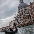 Nozze gay a Venezia: sì in gondola per Amy e Nicole FOTO 5