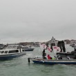 Corteo sull'acqua contro Tav e grandi navi a Venezia5