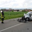 Vicenza, incidente: mamma incastrata tra lamiere, 4 feriti