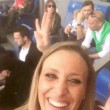 Lazio-Roma 1-4, Lulic dito medio in selfie tifosa romanista