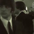 Beatles scherzano nei camerini: VIDEO inedito