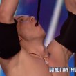 VIDEO YOUTUBE Britain's Got Talent: Alex Magala mangia spade 4